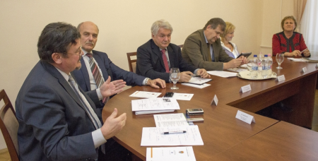 Sajtótájékoztató Sajtótájékoztató