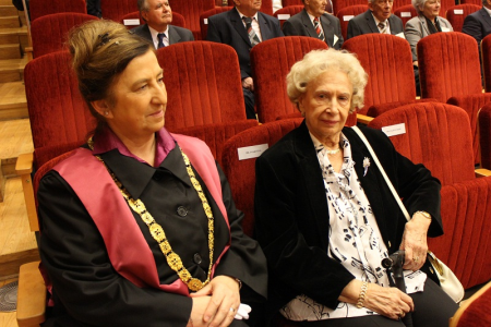 sz_gy_diszdiploma_vas_2_450x330 sz_gy_diszdiploma_vas_2_450x330