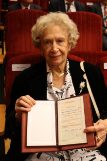 sz_gy_diszdiploma_vas_330x330 sz_gy_diszdiploma_vas_330x330