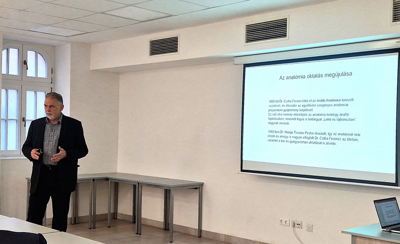 1000034792 1000034792